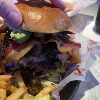 Bubba's 33 - Pizza Near Me - The Colony, Texas