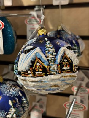 Bronner's Christmas Wonderland by null