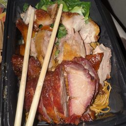Hong Kong Style Dry Noodle w/ Cantonese BBQ Roast Pork, Roast Duck, Crispy Roast Pig