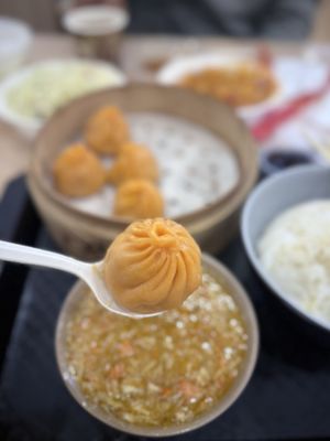 Xie Bao Flushing 蟹寶 by null