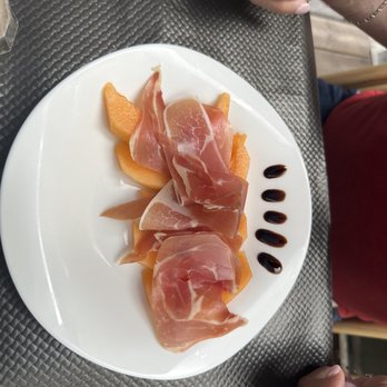 Chez Barbara - Melon and speck - French Near Me - Paris, 75