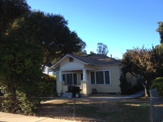 Slide of Mendez Roofing