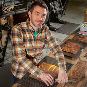 Creative Paper Crafting - Packaging, business cards, folders, invitations, labels, box wraps, and much more. - Printing Services Near Me - Portland, Oregon