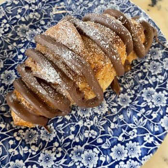 Little Hen - Nutella Croissant - Breakfast & Brunch Near Me - Weston, Florida Little Hen - Nutella Croissant - Breakfast & Brunch Near Me - Weston, Florida