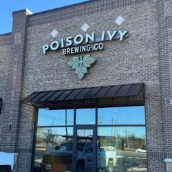 Poison Ivy Brewing - Front of brewery