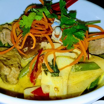 SAGE - Green Curry with Beef - Thai Near Me - Brooklyn, New York