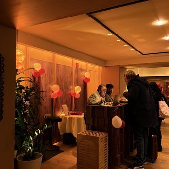 L7 Chicago by Lotte - Hotels Near Me - Chicago, Illinois