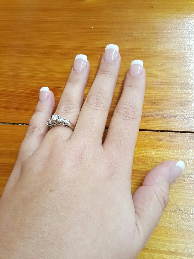 Lily's Nail Salon Image