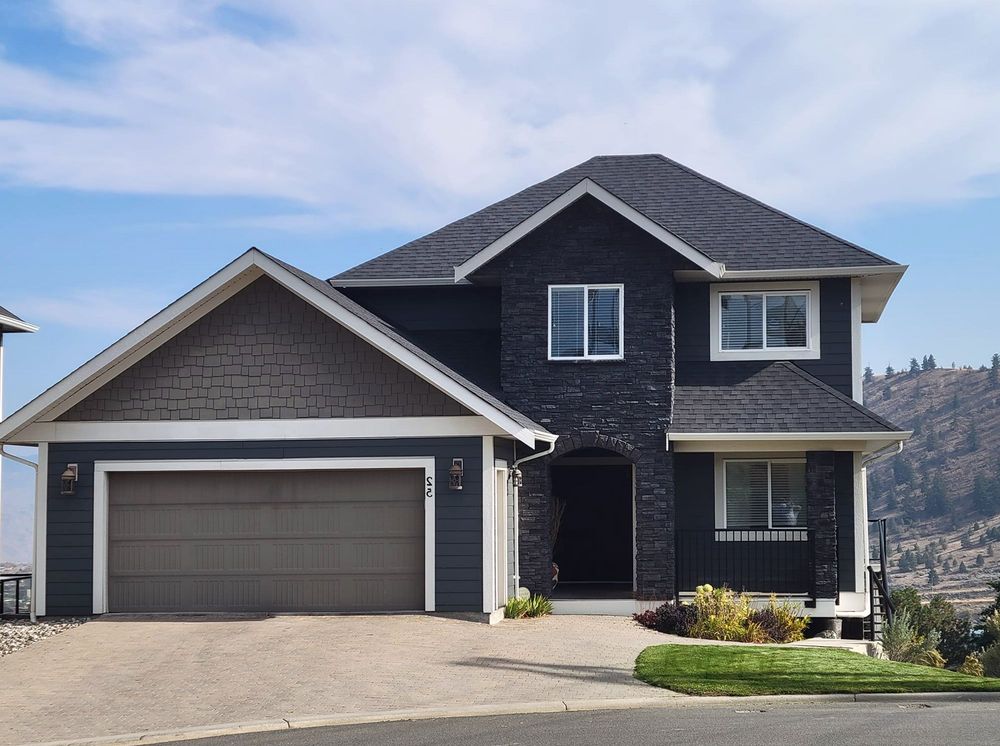 Slide of Stonewood Roofing