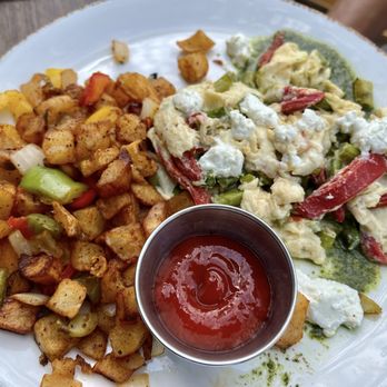 7 Mile Kitchen - New American Near Me - Carlsbad, California