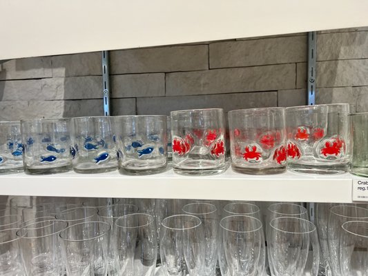 Crate & Barrel by null