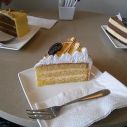 Patisserie New York - Meringue cake with lemon curd filling.