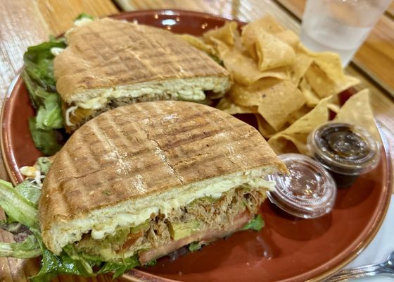 Mercado La Paloma by null Mercado La Paloma by null