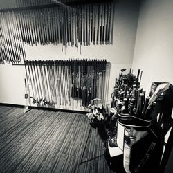 Golfinity - Fitting Area
