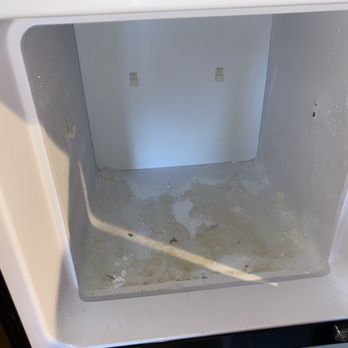 Blue Ridge Mountain Rentals - Dirty freezer. - Vacation Rentals Near Me - Boone, North Carolina Blue Ridge Mountain Rentals - Dirty freezer. - Vacation Rentals Near Me - Boone, North Carolina