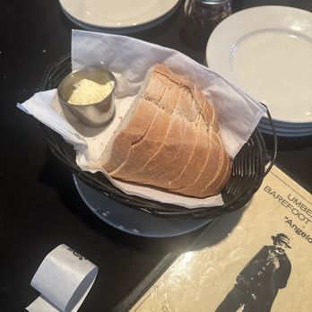 Umberto's - Bread to share - Italian Near Me - North Myrtle Beach, South Carolina Umberto's - Bread to share - Italian Near Me - North Myrtle Beach, South Carolina