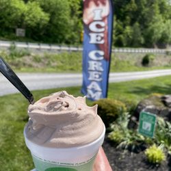 Hanging Rocks Ice Cream - S'mores rockslide with mini marshmallows!