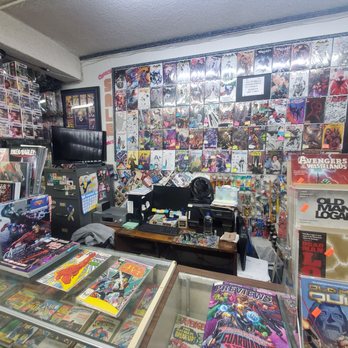 Continental Comics - Counter - Comic Books Near Me - Northridge, California Continental Comics - Counter - Comic Books Near Me - Northridge, California