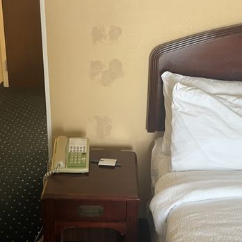 Courtyard by Marriott Flint Grand Blanc - Bed - Hotels Near Me - Flint, Michigan Courtyard by Marriott Flint Grand Blanc - Bed - Hotels Near Me - Flint, Michigan