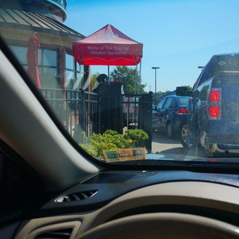 Chick-fil-A - Drive thru always poppin. This is the command central during lunch hours - Fast Food Near Me - Chesapeake, Virginia Chick-fil-A - Drive thru always poppin. This is the command central during lunch hours - Fast Food Near Me - Chesapeake, Virginia