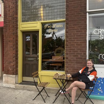 Two Tigers - Couple tables outside - Coffee & Tea Near Me - Columbus, Ohio