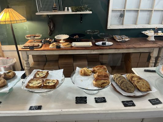 Blue Rooster Bakehouse by null