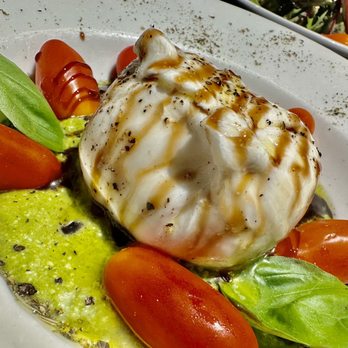 Turci Pasta - Burrata and Pesto Caprese Salad - Italian Near Me - Orlando, Florida Turci Pasta - Burrata and Pesto Caprese Salad - Italian Near Me - Orlando, Florida