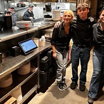 Crust Simply Italian - Amazing Staff - Pizza Near Me - Gilbert, Arizona Crust Simply Italian - Amazing Staff - Pizza Near Me - Gilbert, Arizona