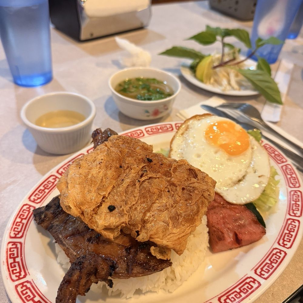 Pho Bac Cafe - 18. Cơm Đặc Biệt - Vietnamese Near Me - Kent, Washington Pho Bac Cafe - 18. Cơm Đặc Biệt - Vietnamese Near Me - Kent, Washington
