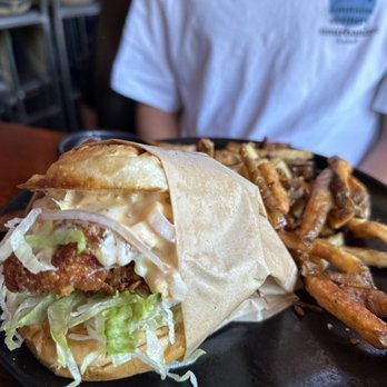 Sharps Roasthouse - Mary's Peppered Fried Chicken Sandwich - American Near Me - SeaTac, Washington