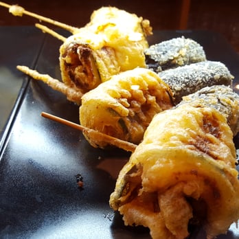 La Marmita - Croquetas de chipirones y brochetas de calabacín para chutar se los dedos - Spanish Near Me - Zaragoza, Z La Marmita - Croquetas de chipirones y brochetas de calabacín para chutar se los dedos - Spanish Near Me - Zaragoza, Z
