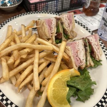 Black Bear Diner Henderson - Turkey Club - Breakfast & Brunch Near Me - Henderson, Nevada Black Bear Diner Henderson - Turkey Club - Breakfast & Brunch Near Me - Henderson, Nevada