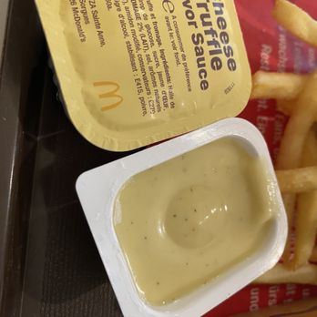 McDonald's - Cheese Truffle Sauce - Burgers Near Me - Interlaken, BE