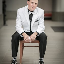 Minnesota Piano - Victor Johnson - Victor Johnson - Pianist for weddings and parties:  Tasteful, newer selection of music, but also plays the classics.