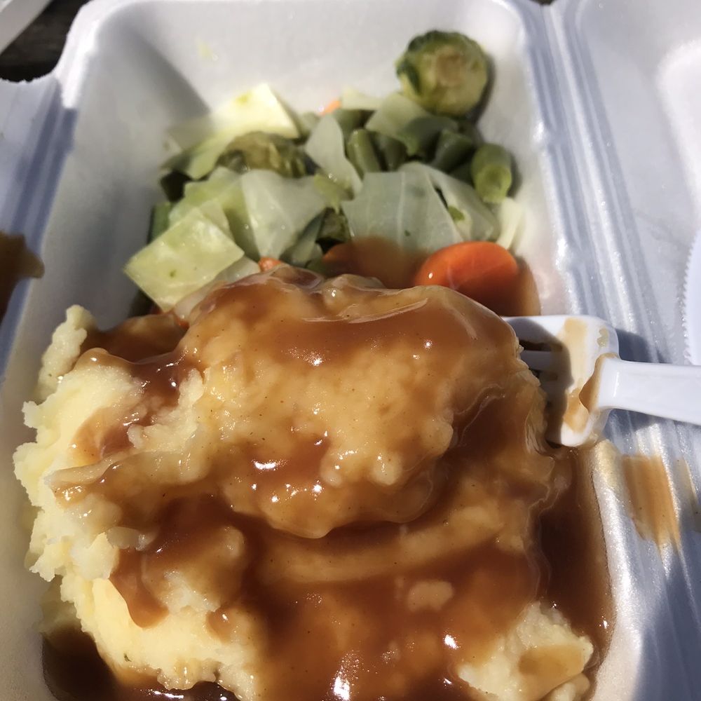Sammy's Chicken Coop - Mashed potato and gravy with vegetables was delicious - Chicken Shop Near Me - Keswick, Ontario Sammy's Chicken Coop - Mashed potato and gravy with vegetables was delicious - Chicken Shop Near Me - Keswick, Ontario