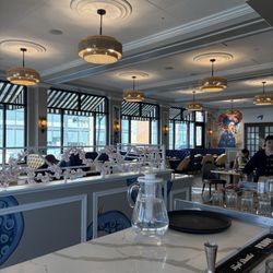 Bangkok Kaizen | Authentic Thai & Japanese Cuisine - Dining area