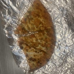 New West Pizza - Terrible pizza that's smells pungent
