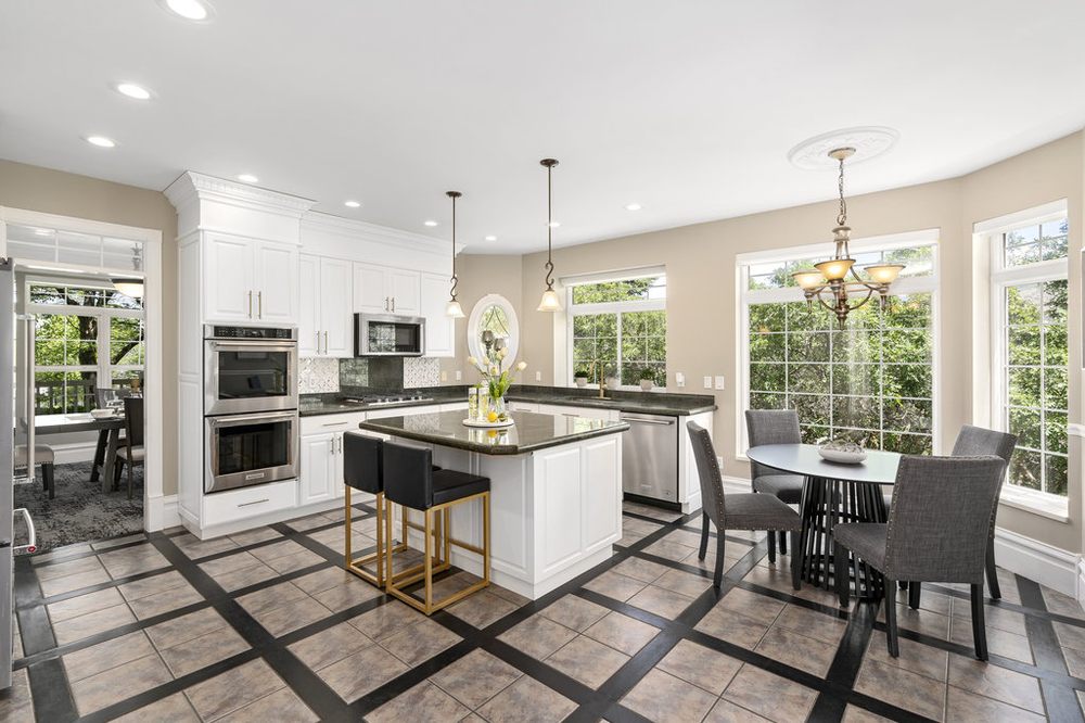 NAOMI MCCLURE BHHS Contact Agent 30 Photos 825 E 1180th S