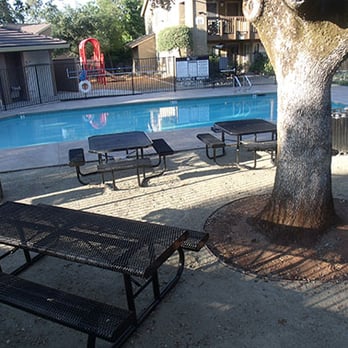 Terracina Oaks - Pool Side - Apartments Near Me - Auburn, California Terracina Oaks - Pool Side - Apartments Near Me - Auburn, California