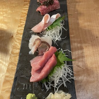 Sushi Ran - Various sashimi and nigiri bites - Sushi Bars Near Me - Sausalito, California Sushi Ran - Various sashimi and nigiri bites - Sushi Bars Near Me - Sausalito, California