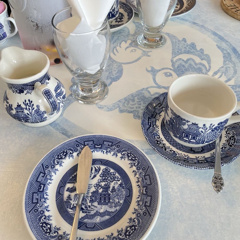 The Blue Willow Tea Shop - British Near Me - Gravenhurst, Ontario The Blue Willow Tea Shop - British Near Me - Gravenhurst, Ontario
