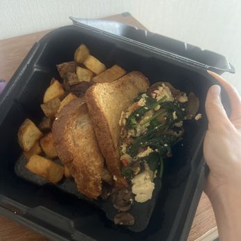 Mountain View Kitchen - Tofu Scramble - Breakfast & Brunch Near Me - Fountain Hills, Arizona Mountain View Kitchen - Tofu Scramble - Breakfast & Brunch Near Me - Fountain Hills, Arizona
