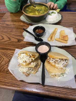 Arepas Pues by null