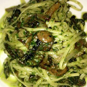 Toscano - Linguine pesto with mushrooms and onions! - Italian Near Me - Cambridge, Massachusetts
