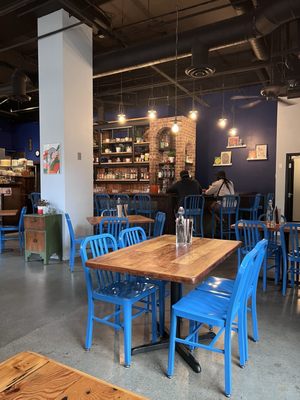Noodle/Bar by null