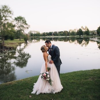 Grace Designs - Bridal Near Me - Mount Prospect, Illinois