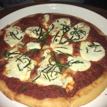 Elevation Restaurant & Lounge - Margherita pizza - Bars Near Me - Seattle, Washington
