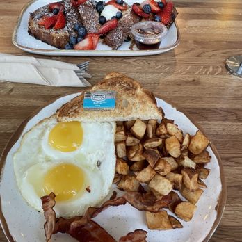 Basecamp Dinette - Coffee & Tea Near Me - Burbank, California Basecamp Dinette - Coffee & Tea Near Me - Burbank, California