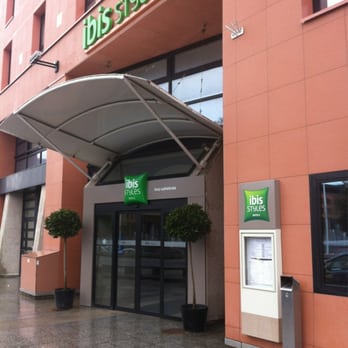 ibis Styles Hotels Evry - Devanture. - Hotels Near Me - Evry, 91
