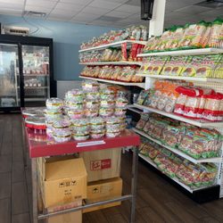 Twin Seafood & Grocery Market